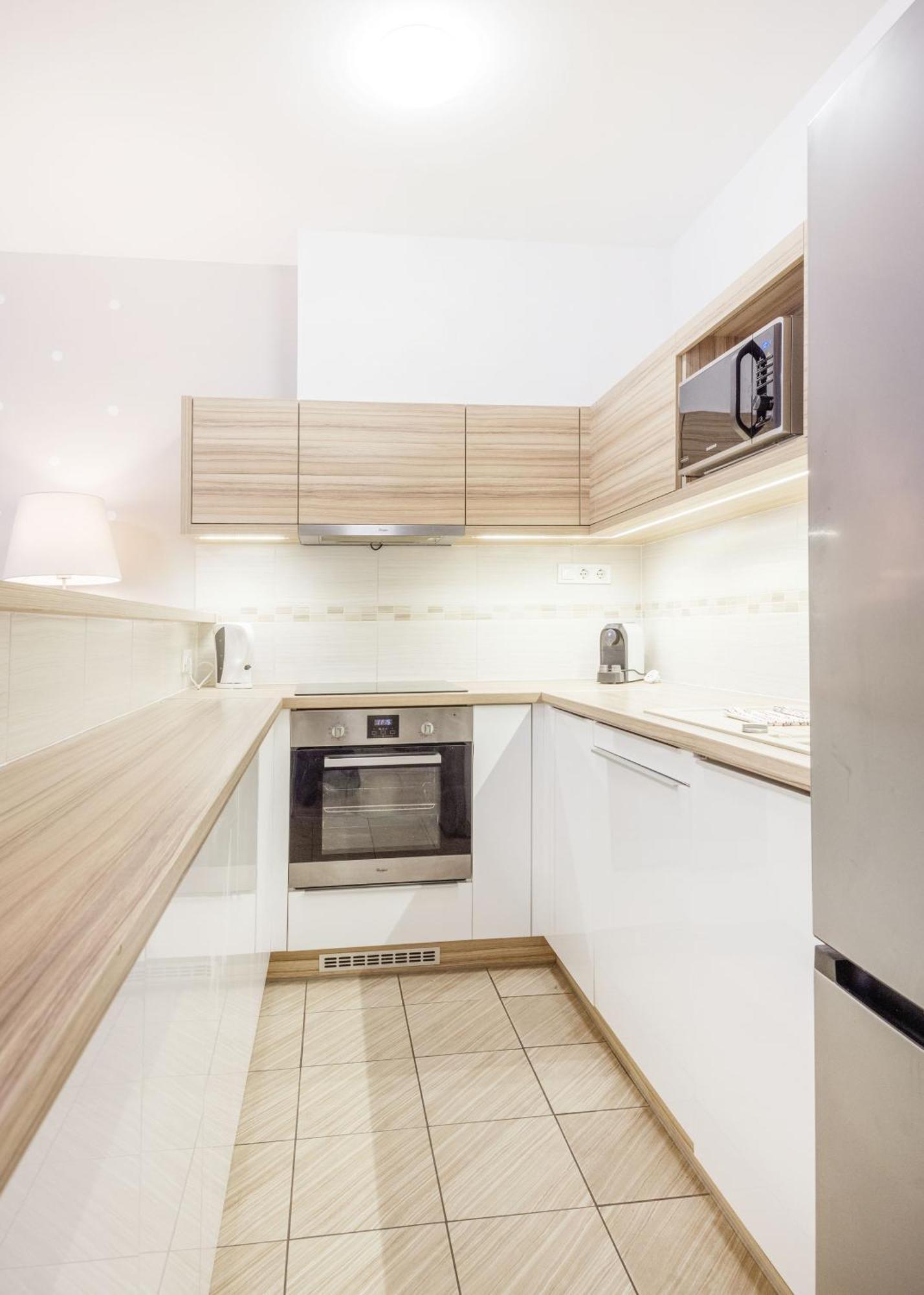 The Chic Crib With Balcony Apartment Budapest Ngoại thất bức ảnh